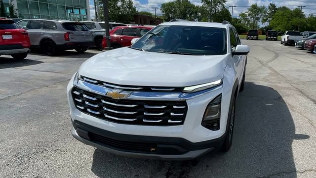 Used 2025 Chevrolet Equinox LT w/ Convenience Package II FWD image 5