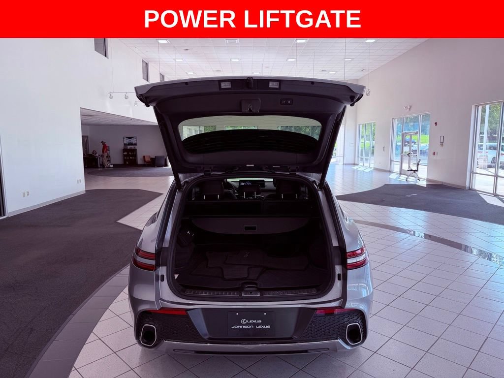 Used 2022 Genesis GV70 2.5T w/ Advanced Package AWD/4WD image 7