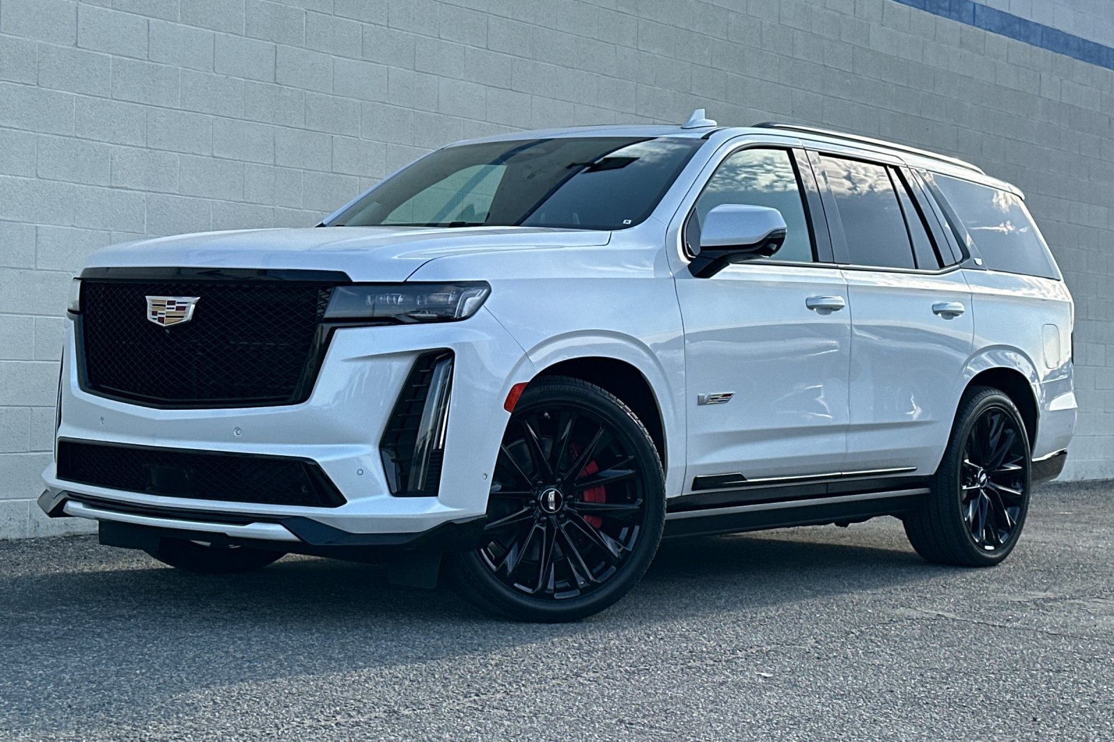 Certified 2023 Cadillac Escalade V AWD/4WD image 8