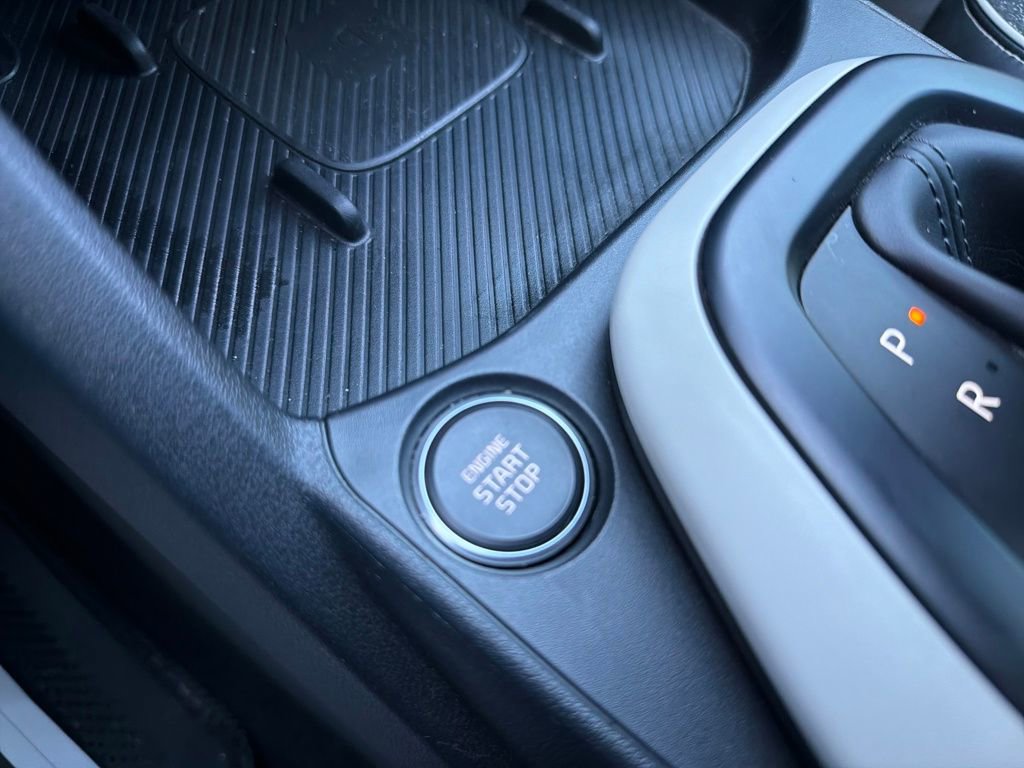 Used 2025 Kia K4 GT-Line w/ GT-Line Sunroof Package image 18