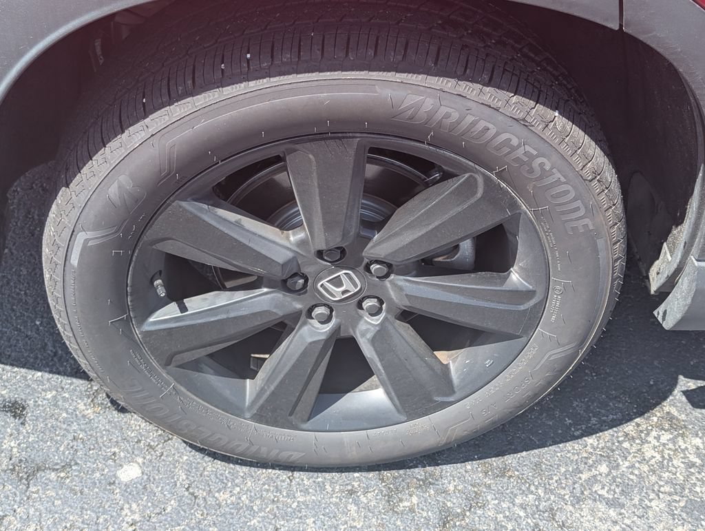 Used 2025 Honda Pilot Black Edition image 24
