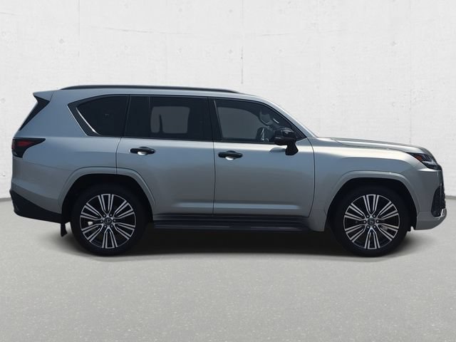 New 2026 Lexus LX 600 4WD w/ Luxury Package image 4
