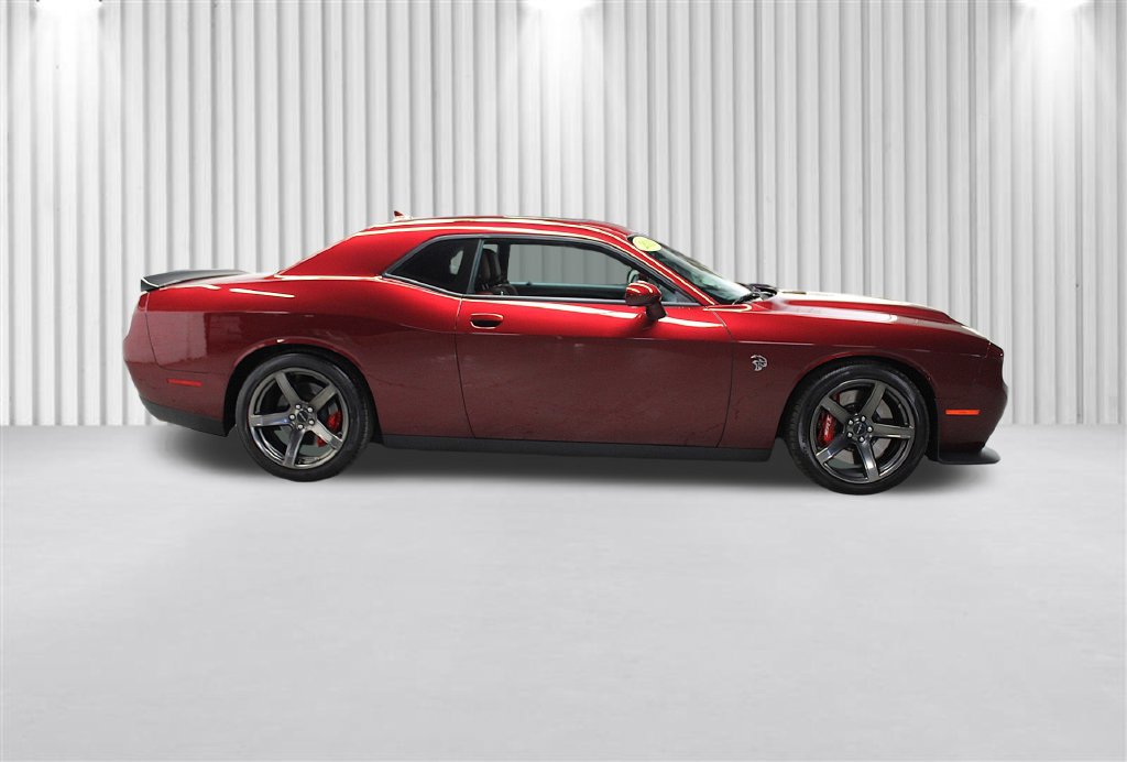 Used 2022 Dodge Challenger SRT Hellcat w/ Plus Package RWD image 2