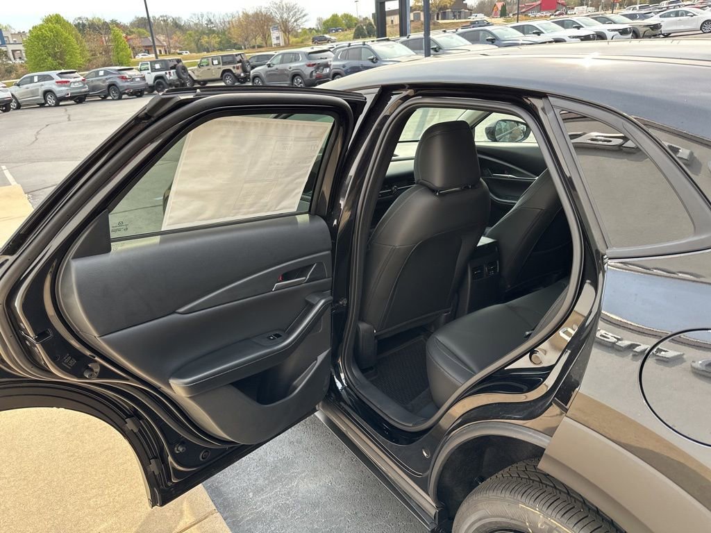 New 2026 MAZDA CX-30 AWD 2.5 S w/ Select Sport Pkg image 17