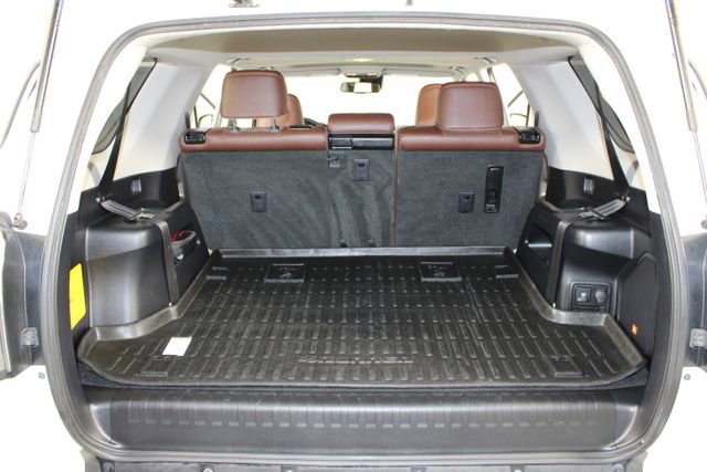 Used 2021 Toyota 4Runner Limited AWD/4WD image 21