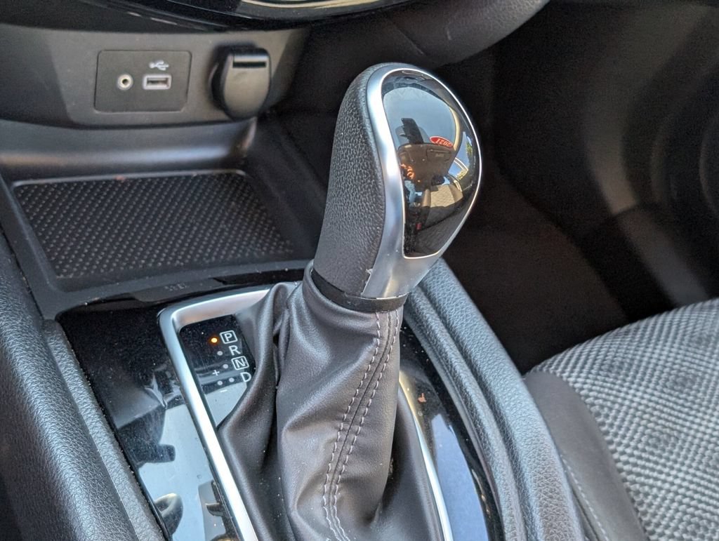 Certified 2021 Nissan Rogue Sport SV FWD image 25