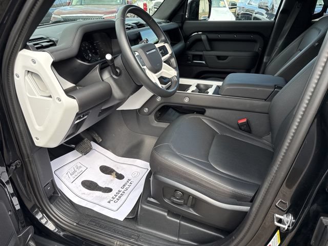 Used 2025 Land Rover Defender 110 S AWD/4WD image 16
