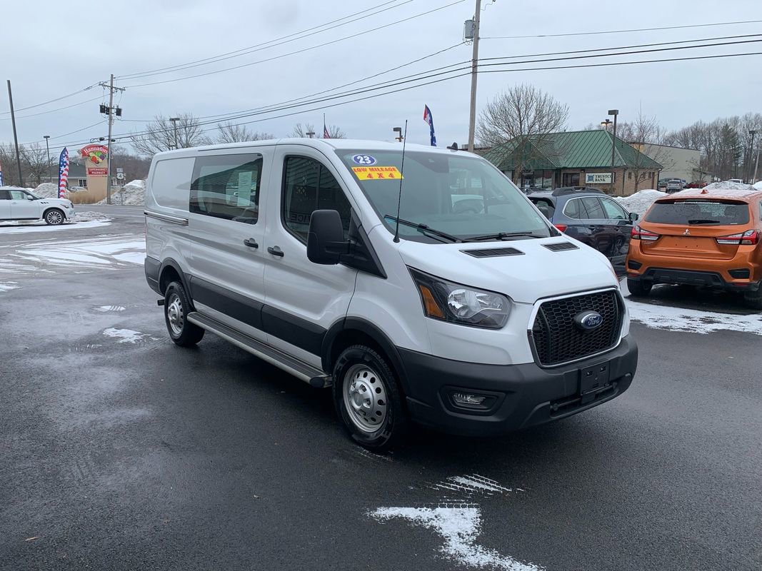 Used 2023 Ford Transit 250 Low Roof AWD w/ Exterior Upgrade Package image 10