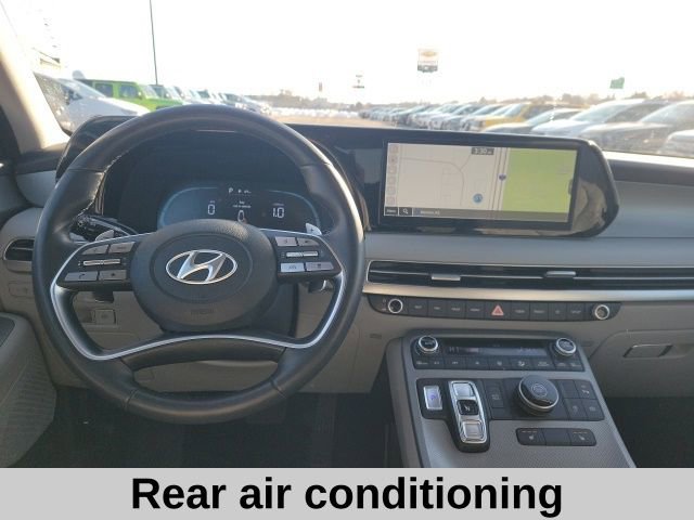 Used 2024 Hyundai Palisade SEL FWD image 4