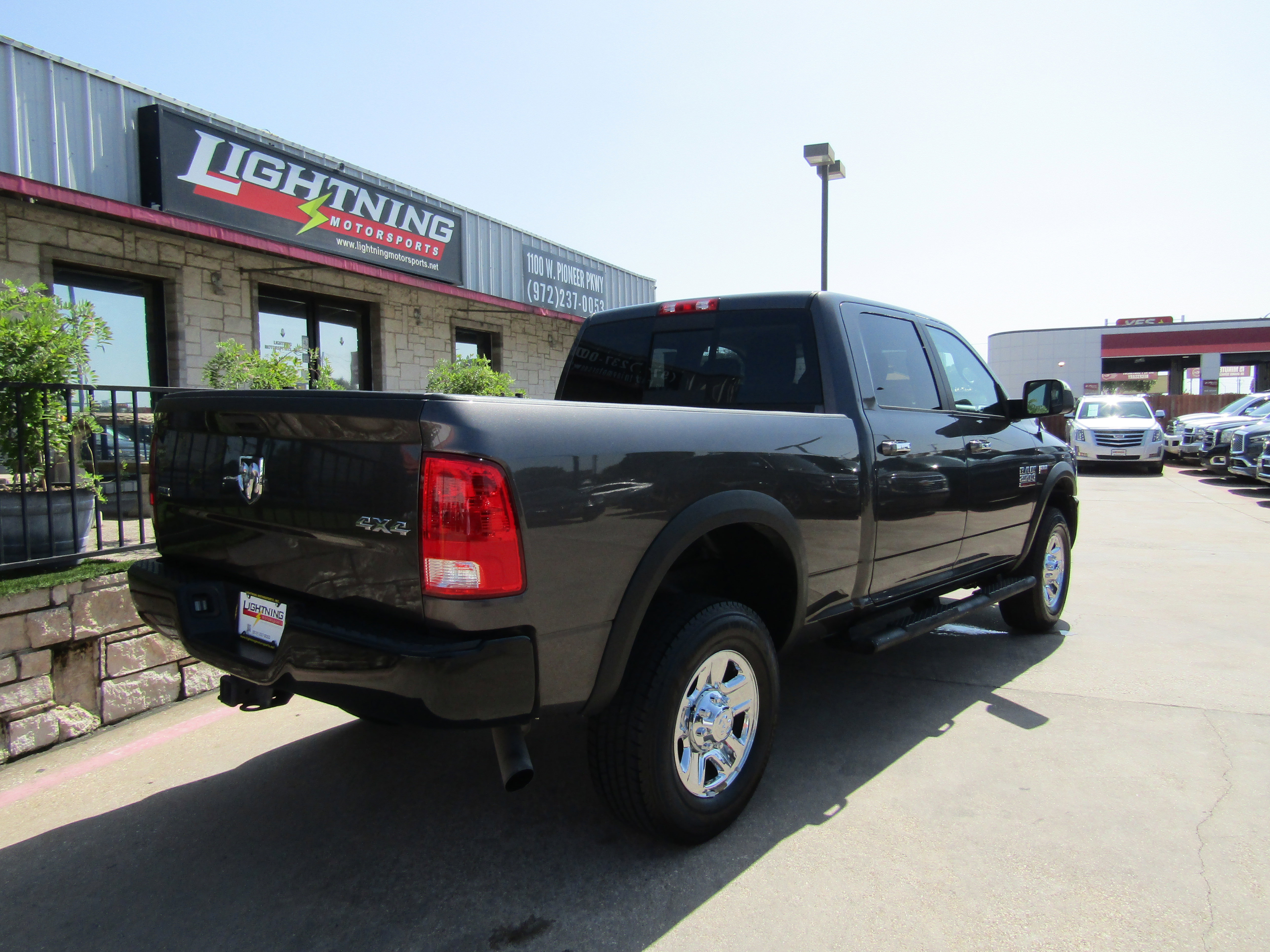 Used 2018 RAM 2500 SLT w/ Snow Chief Group image 4