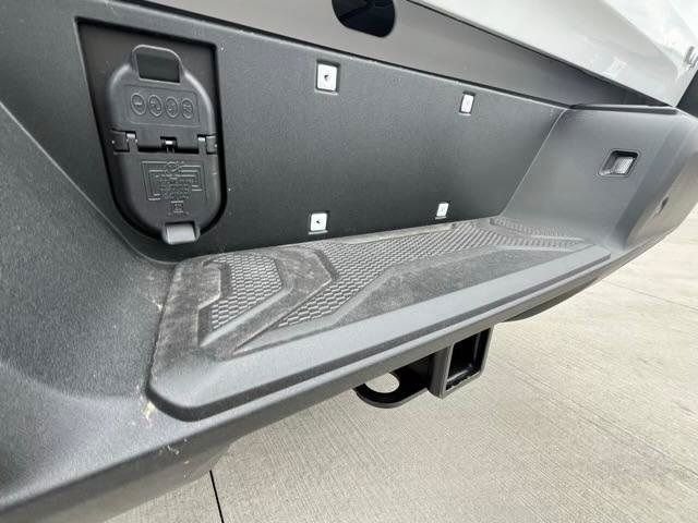 New 2024 Chevrolet Silverado EV W/T image 14