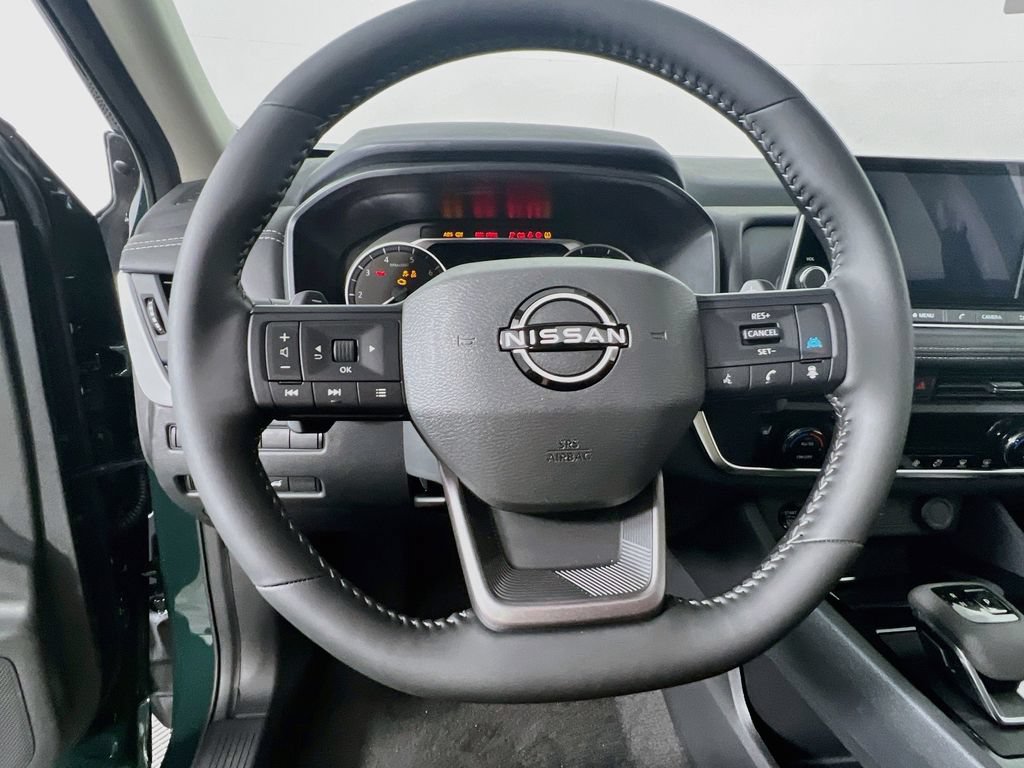 New 2026 Nissan Rogue Dark Armor AWD/4WD image 10