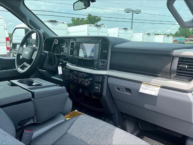 New 2025 Ford F350 XLT w/ Snow Plow Prep Package image 27