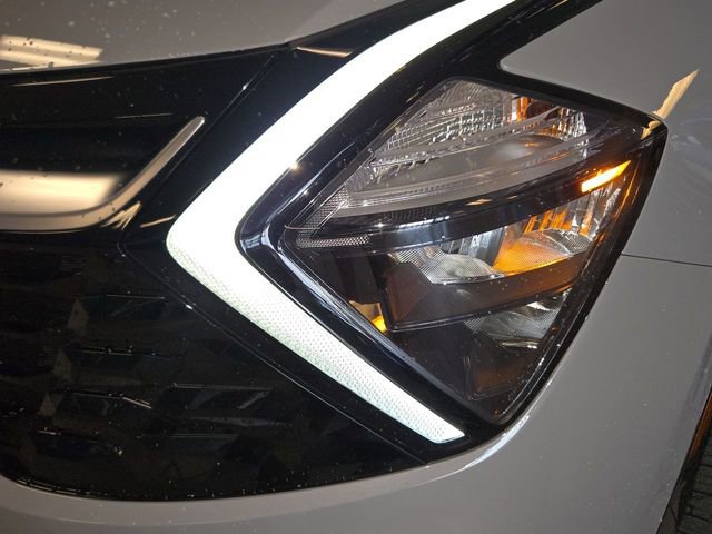 Used 2023 Kia Sportage SX image 28