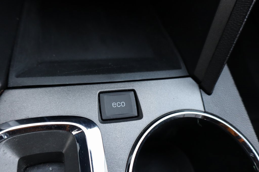 Used 2013 GMC Terrain SLT w/ LPO, Chrome Package image 10