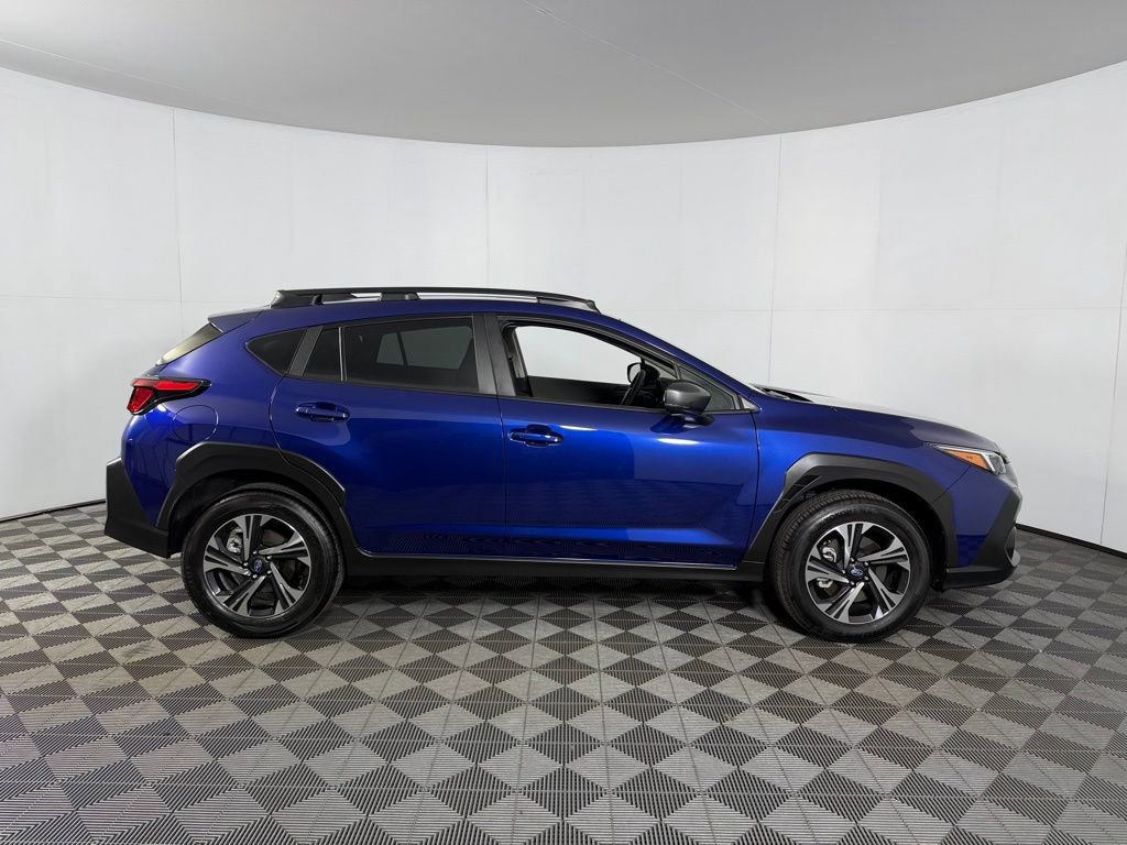Used 2025 Subaru Crosstrek 2.0i Premium image 5