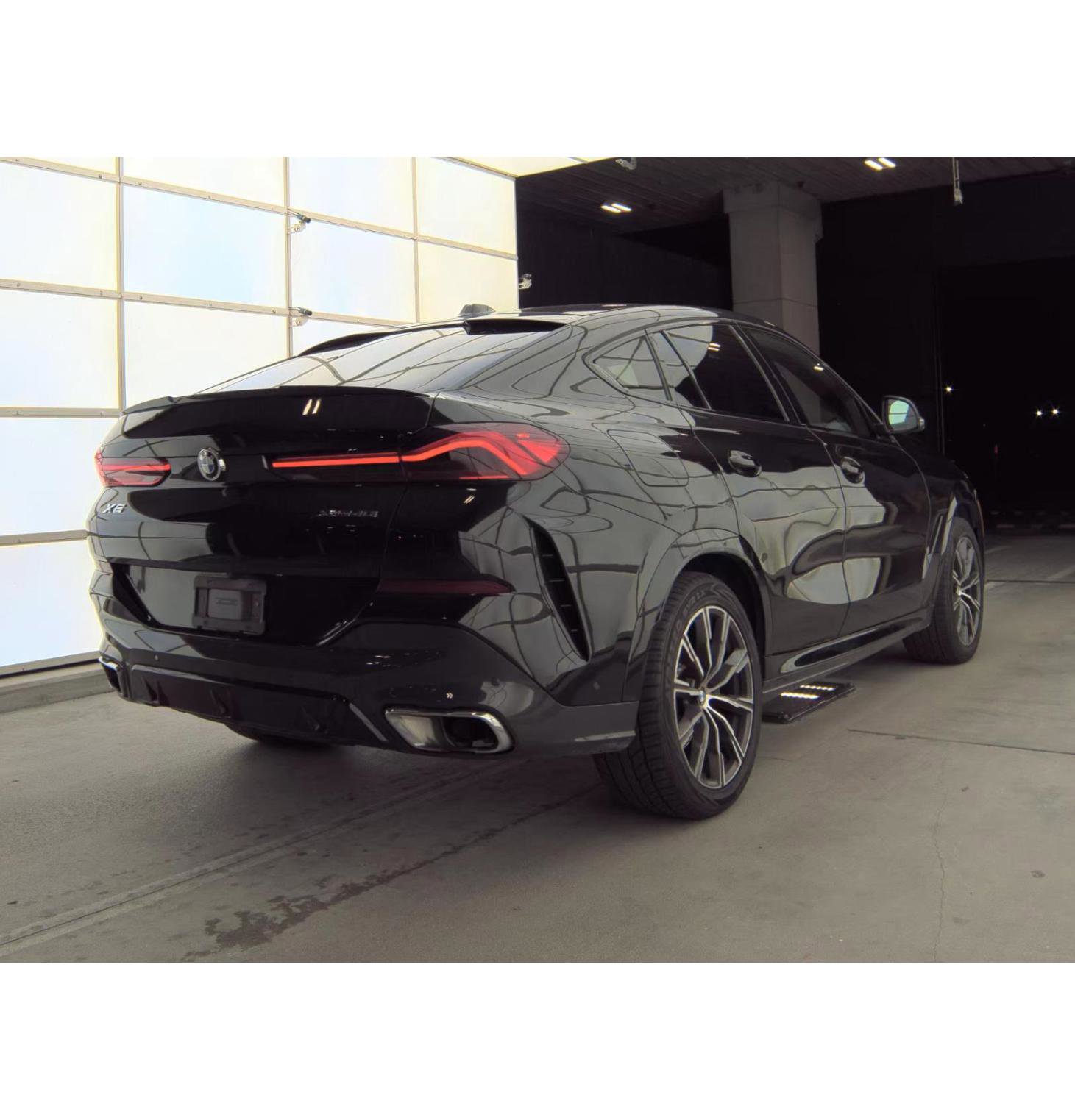 Used 2025 BMW X6 xDrive40i image 17