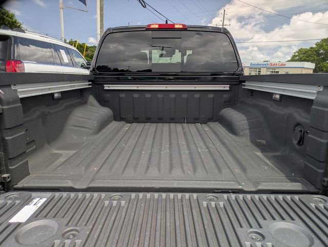 Used 2024 Nissan Frontier PRO-4X w/ Pro Convenience Package AWD/4WD image 31