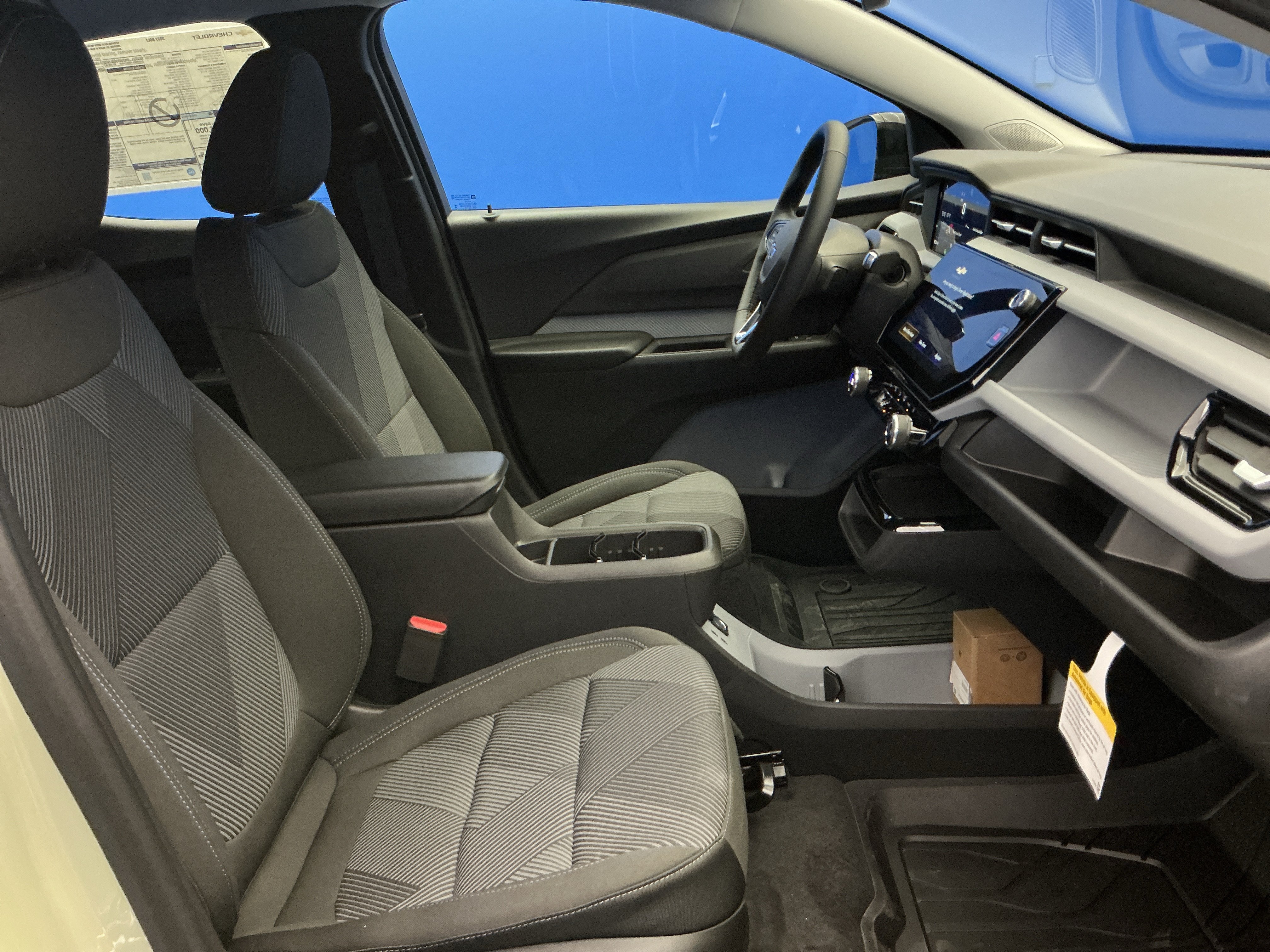 New 2027 Chevrolet Bolt LT w/ Comfort Package FWD image 11