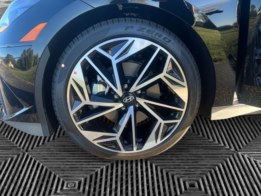 New 2025 Hyundai Ioniq 6 SEL image 27