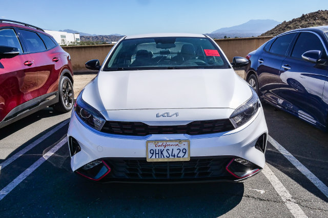 Certified 2023 Kia Forte GT-Line FWD image 4