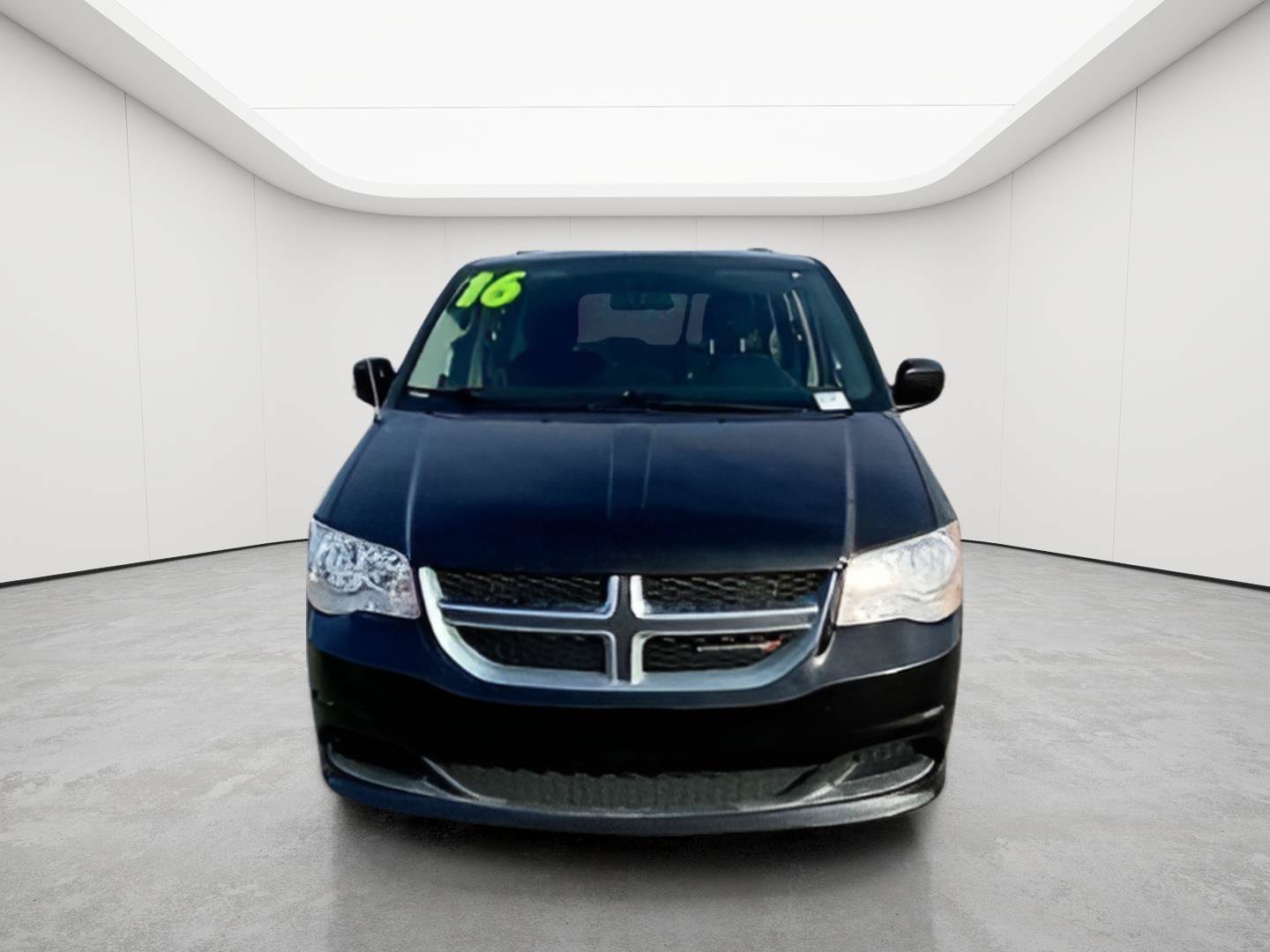 Used 2016 Dodge Grand Caravan SXT FWD image 25