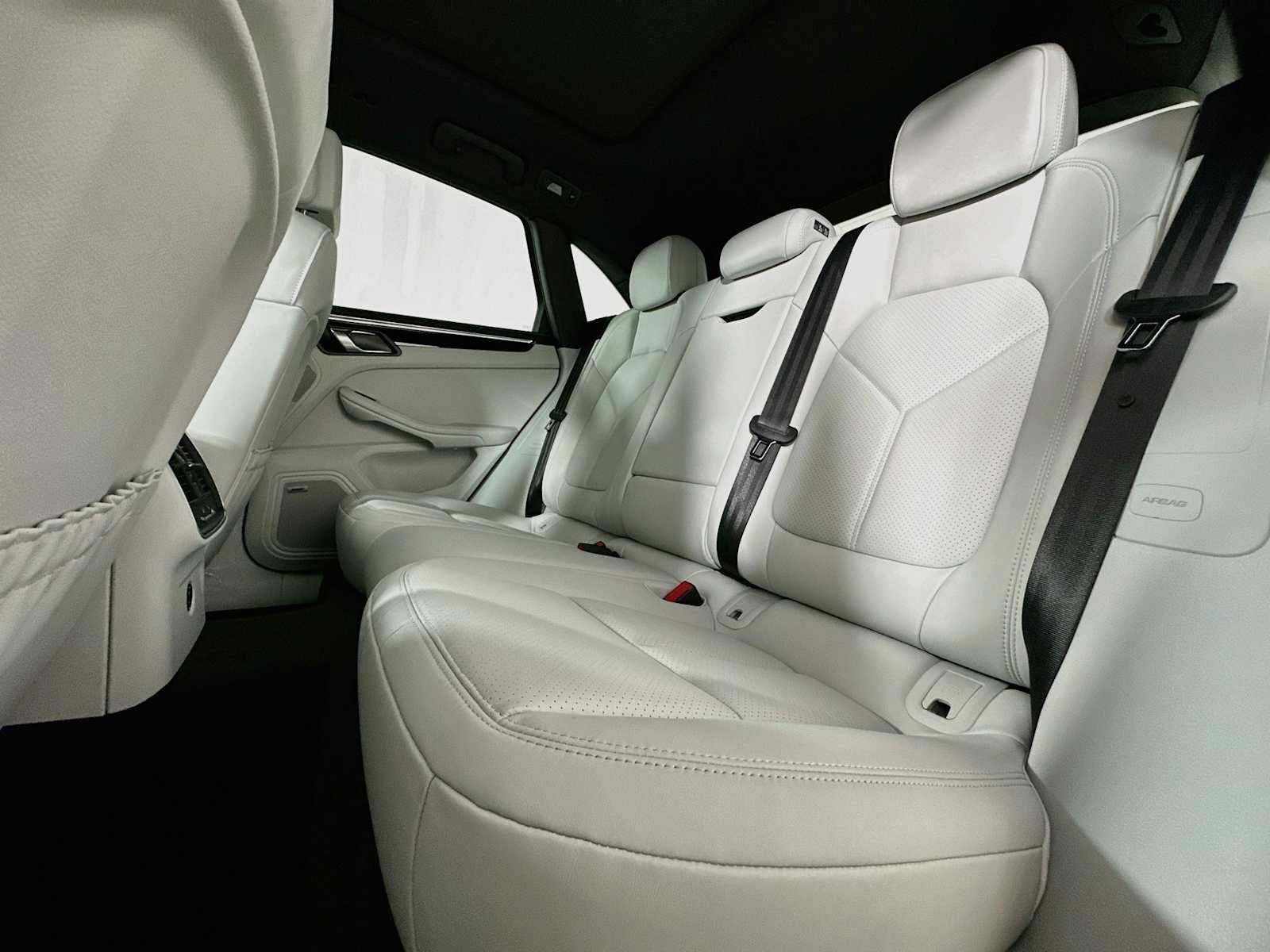 New 2026 Porsche Macan S AWD/4WD image 22