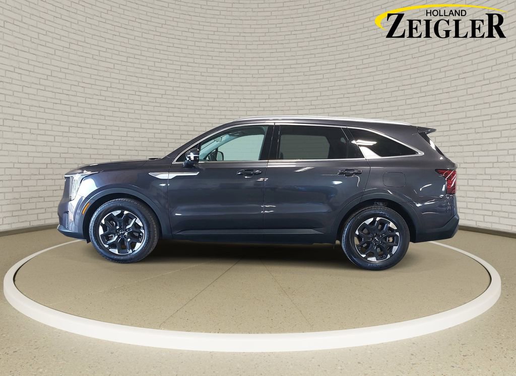 Used 2025 Kia Sorento S w/ Panoramic Sunroof Package FWD image 8