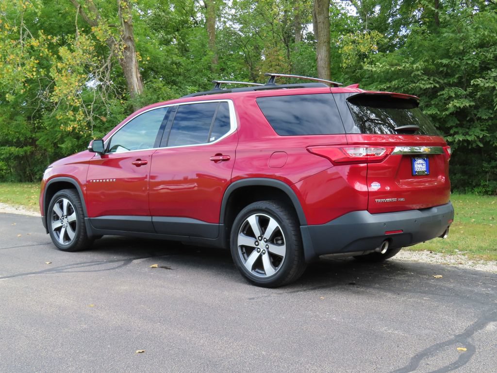 Used 2019 Chevrolet Traverse LT w/ LT Premium Package AWD/4WD image 27