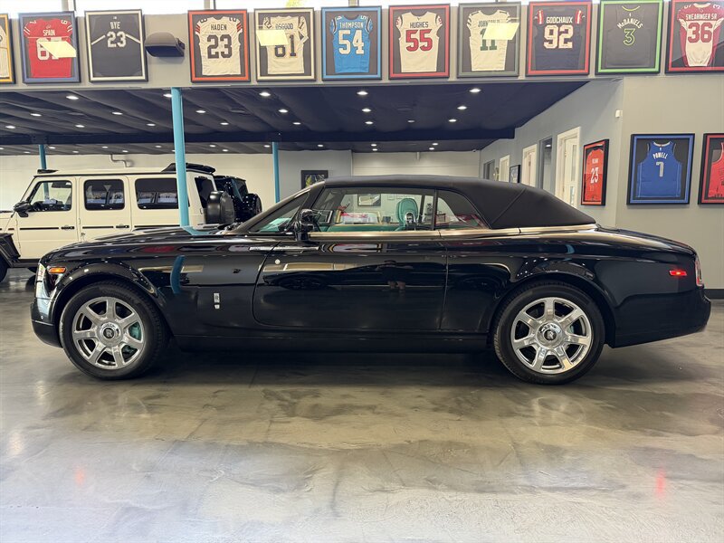 Used 2013 Rolls-Royce Phantom Drophead Coupe RWD image 9