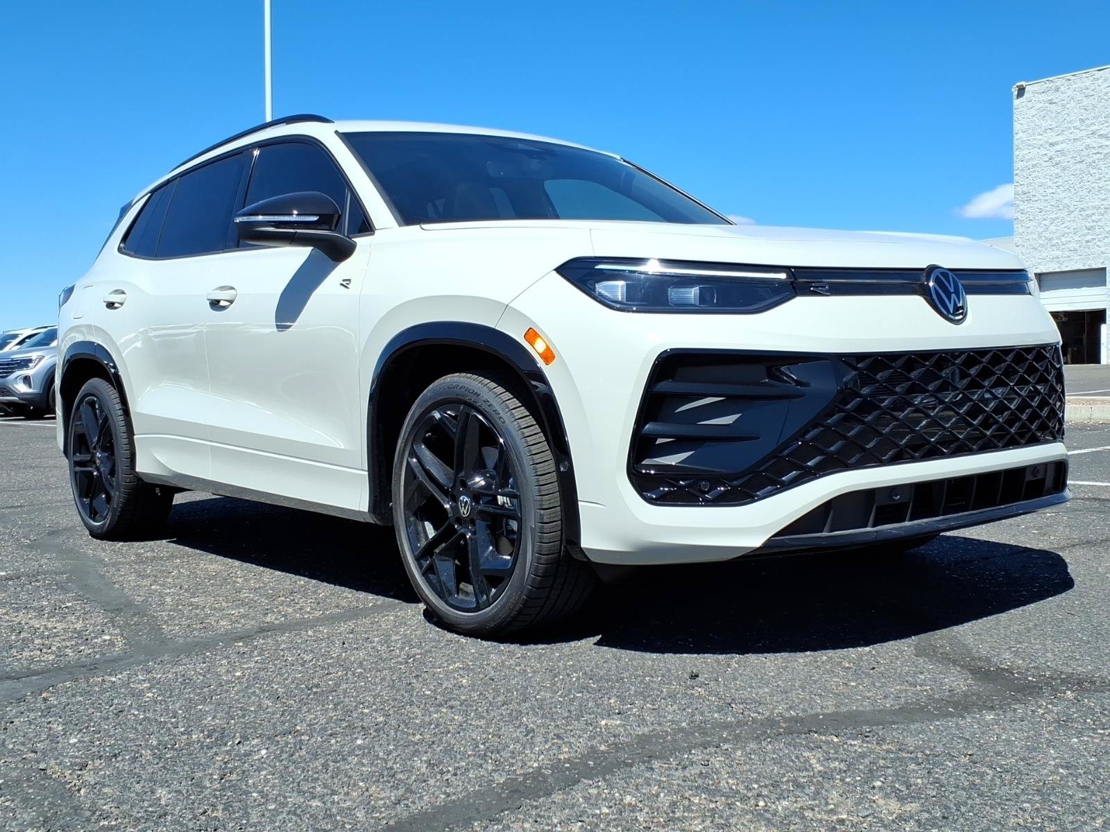 New 2026 Volkswagen Tiguan SE R-Line