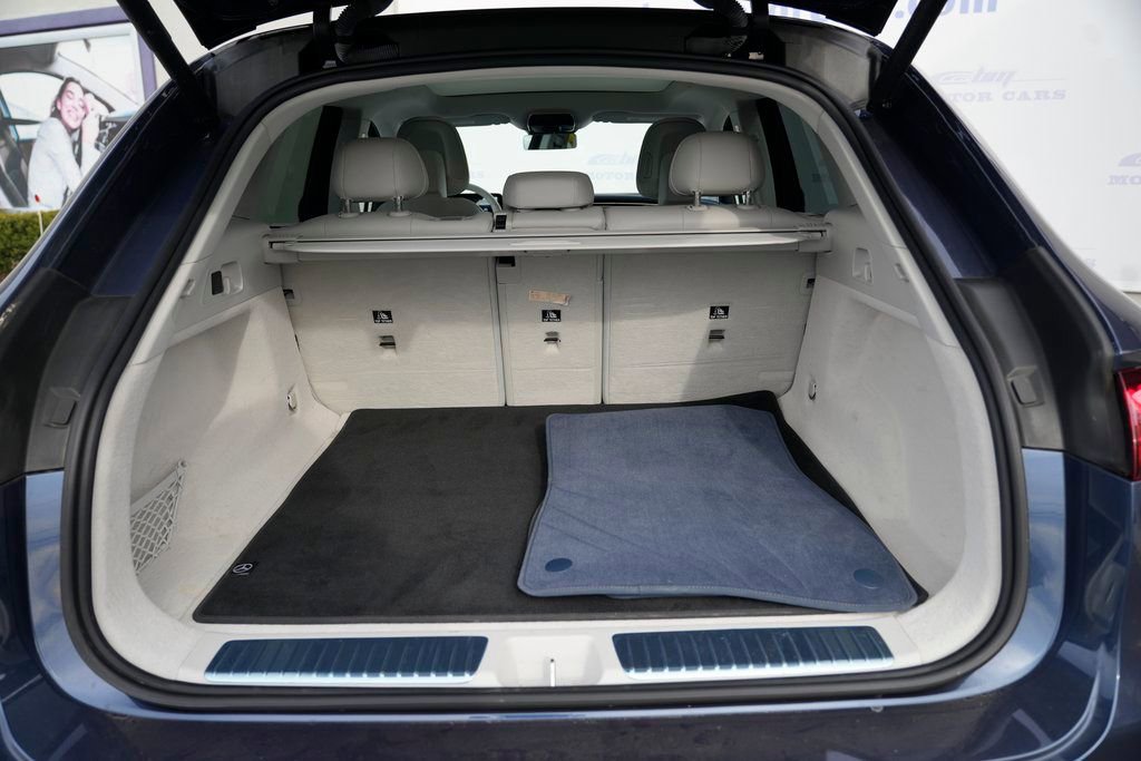 Used 2023 Mercedes-Benz EQE 500 4MATIC SUV image 15