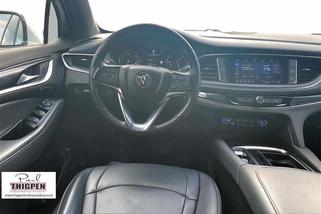 Used 2024 Buick Enclave Premium image 5