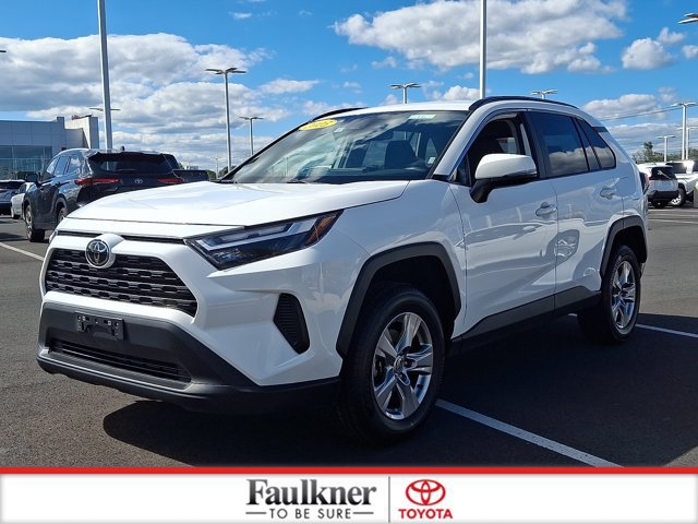 Certified 2025 Toyota RAV4 XLE AWD/4WD image 3
