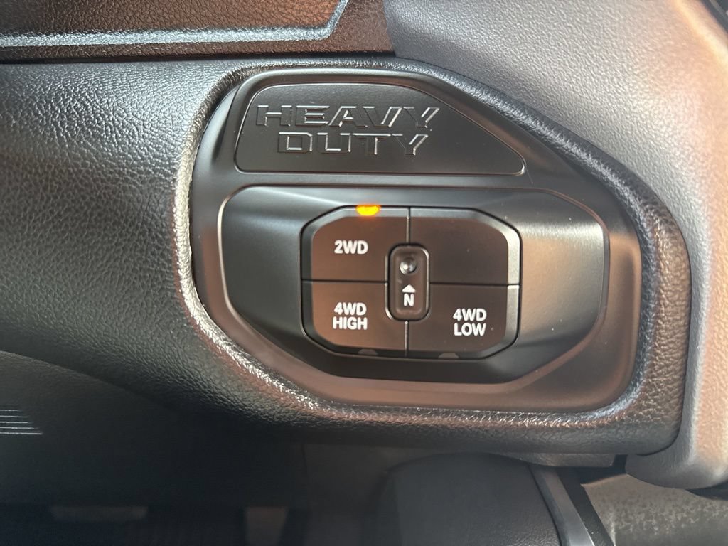 New 2026 RAM 3500 Big Horn AWD/4WD image 28