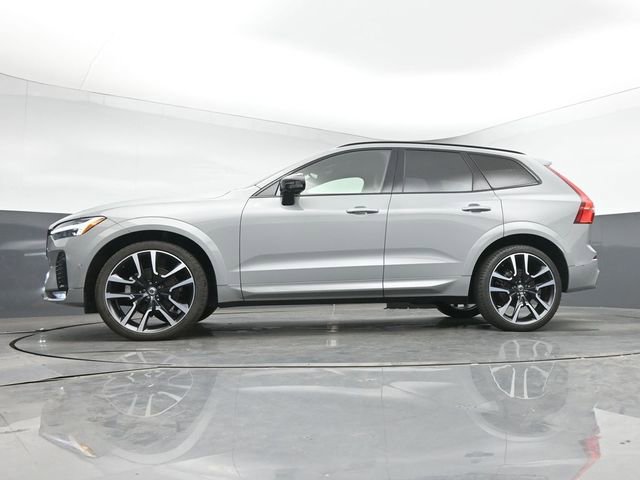 Used 2024 Volvo XC60 B5 Ultimate w/ Protection Package Premier AWD/4WD image 14