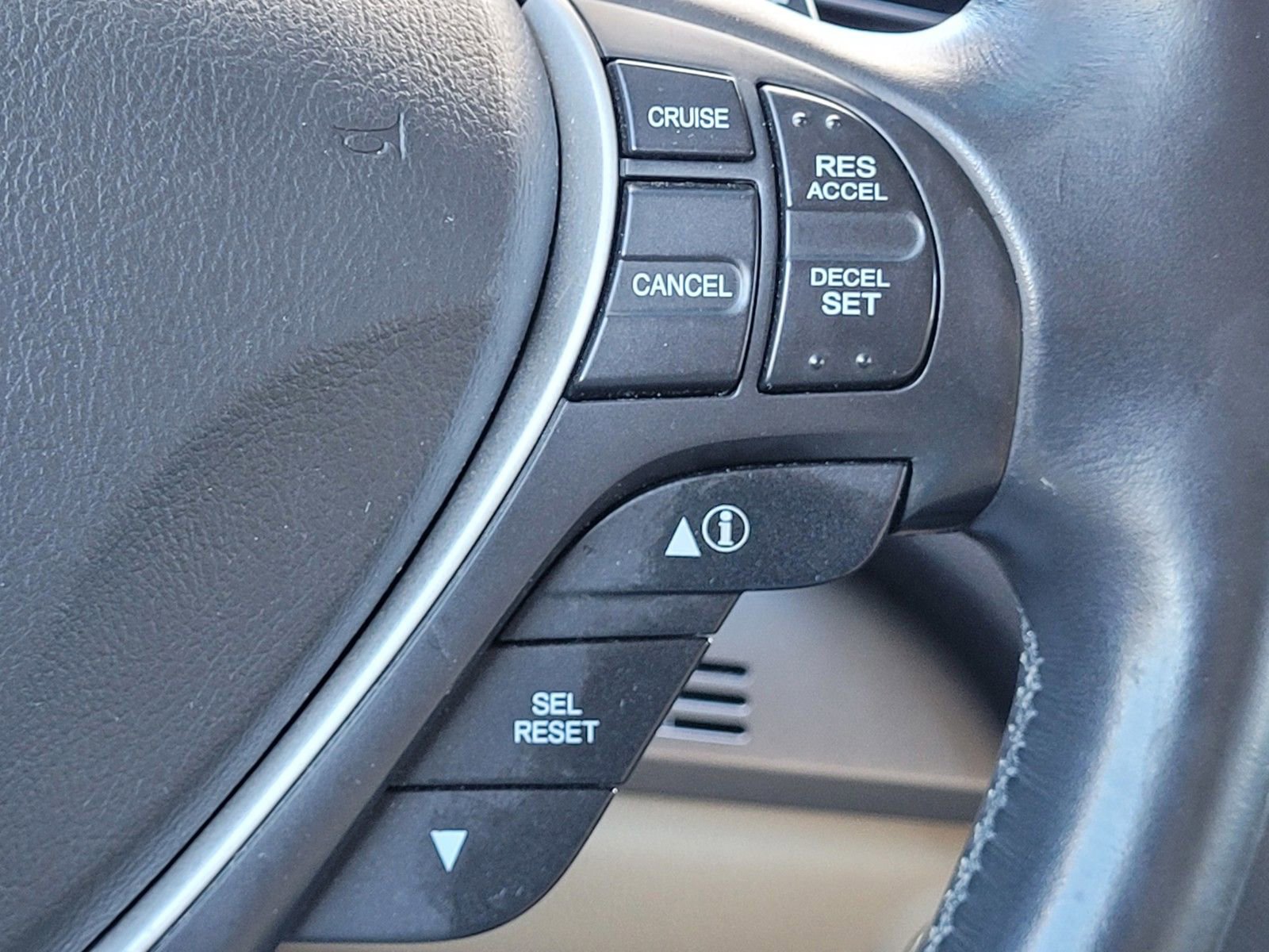 Used 2014 Acura RDX FWD image 31