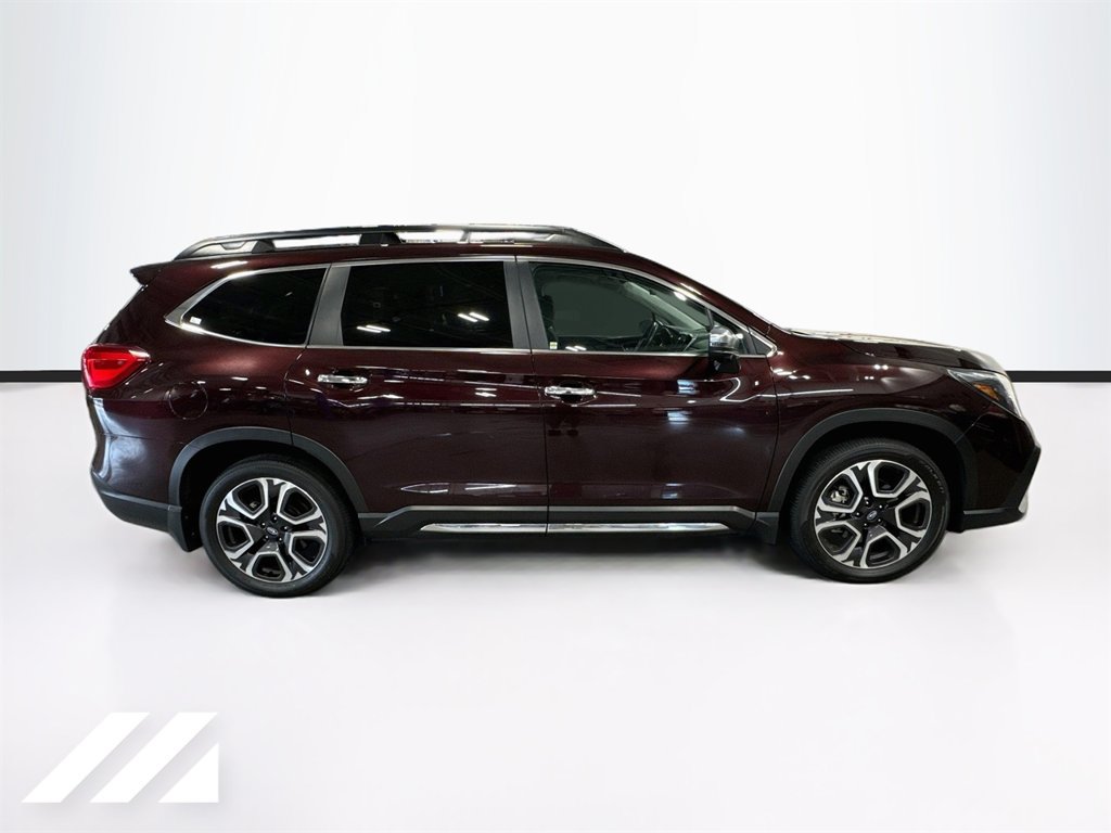 Used 2023 Subaru Ascent Touring AWD/4WD image 4