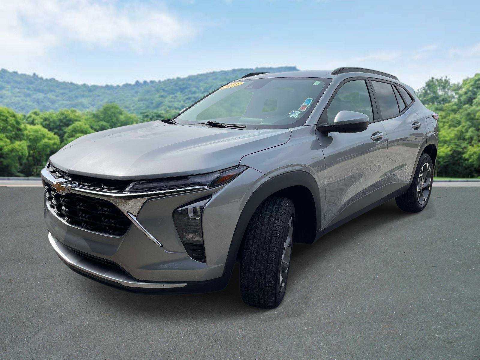 Used 2024 Chevrolet Trax LT FWD image 26