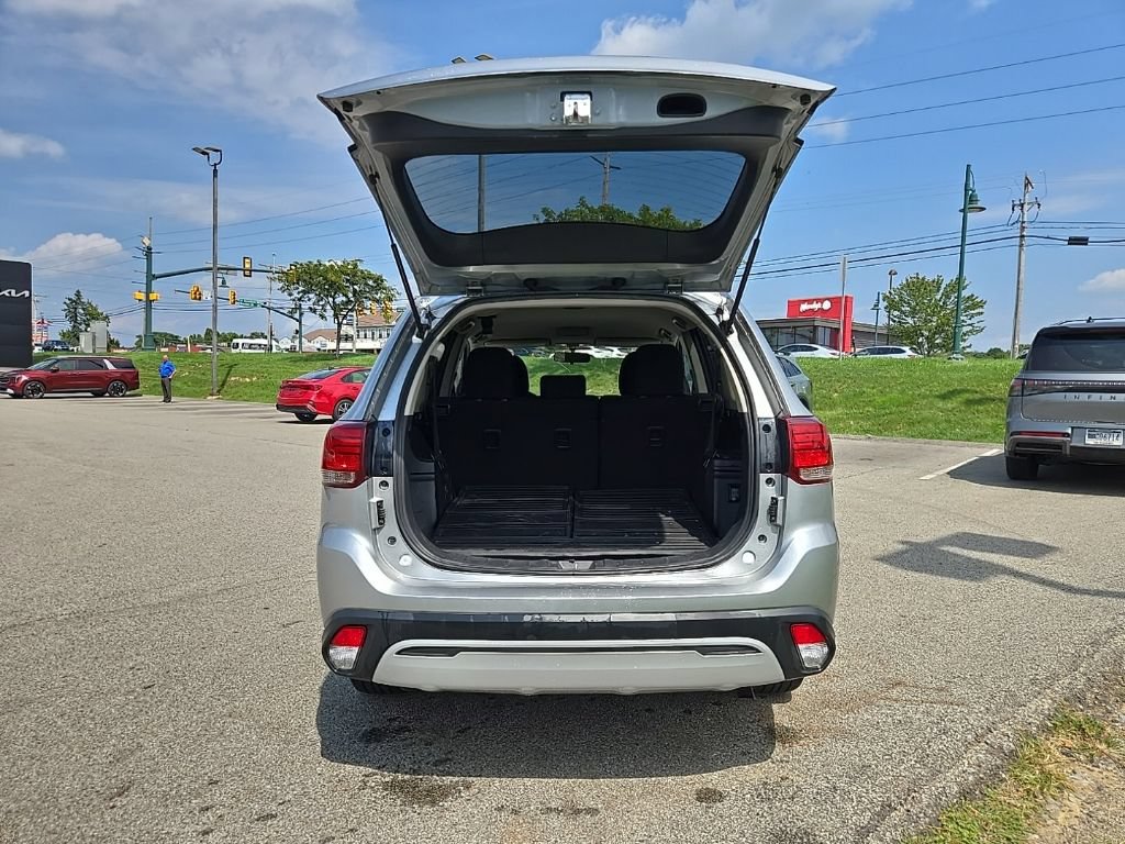 Used 2019 Mitsubishi Outlander ES FWD image 5