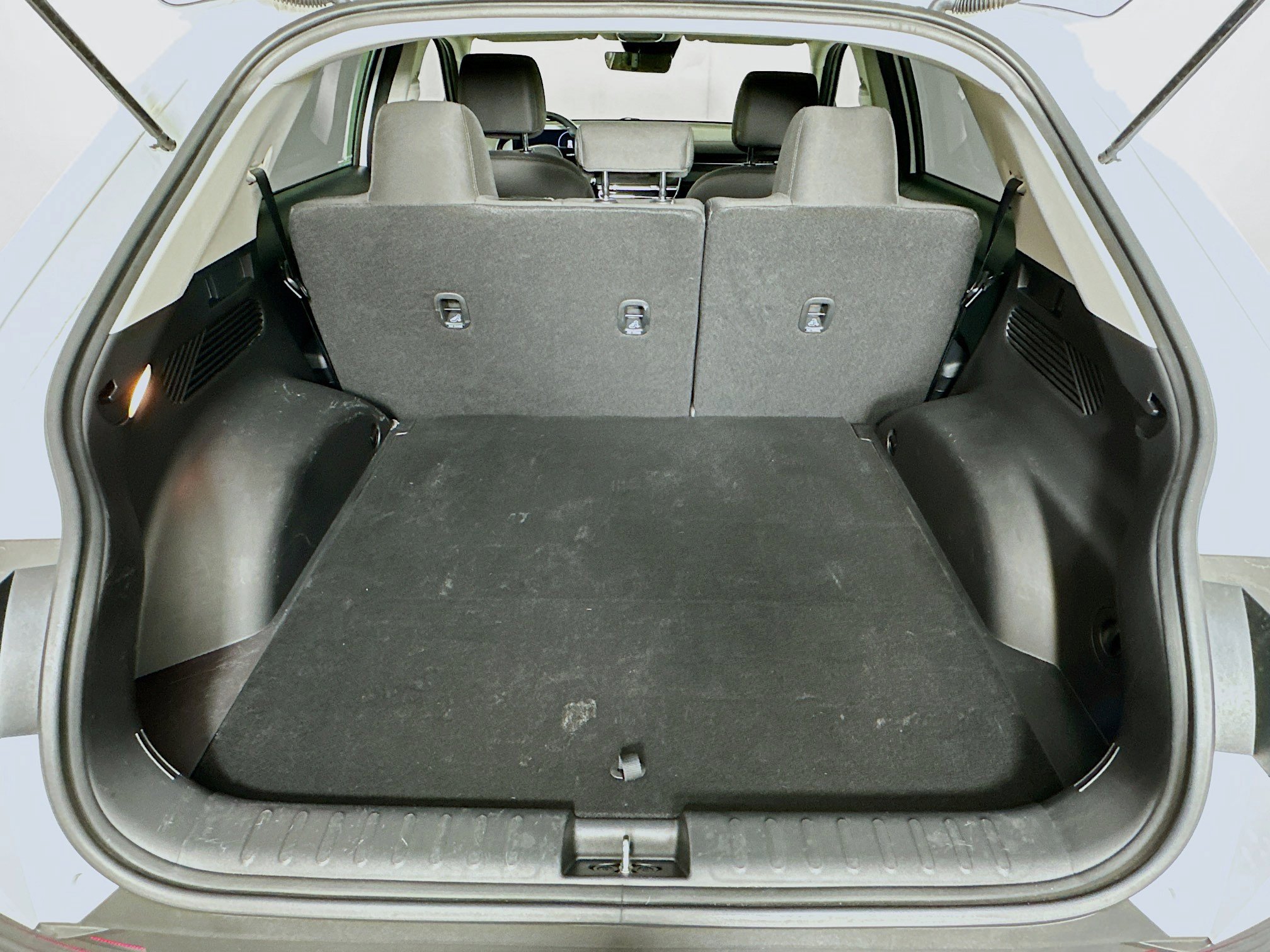 Used 2024 Hyundai Ioniq 5 SE RWD image 28