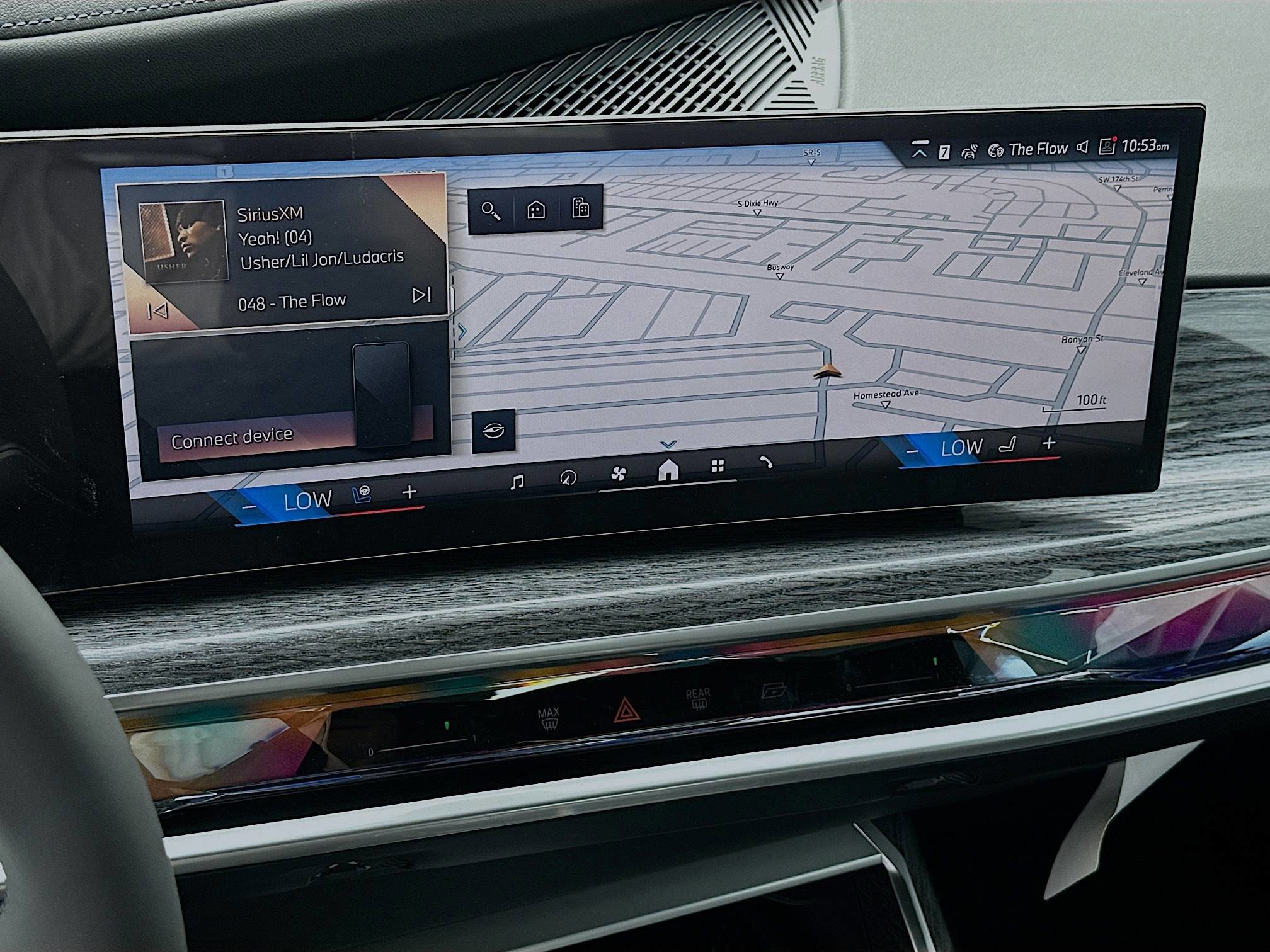 New 2026 BMW 750e xDrive image 10