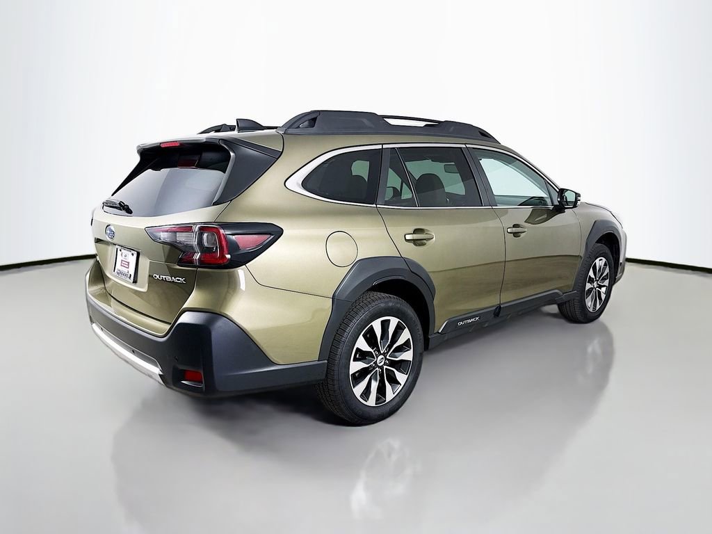 Used 2023 Subaru Outback Limited AWD/4WD image 8