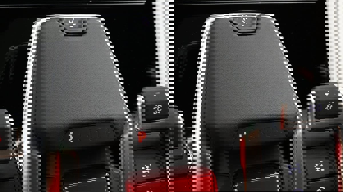 Used 2022 Lamborghini Urus image 33