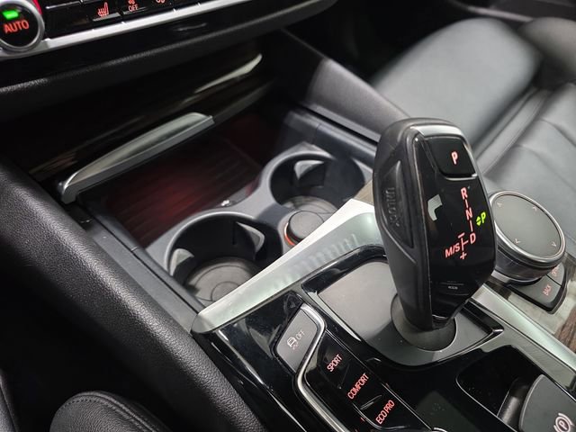 Used 2018 BMW 530i xDrive AWD/4WD image 24