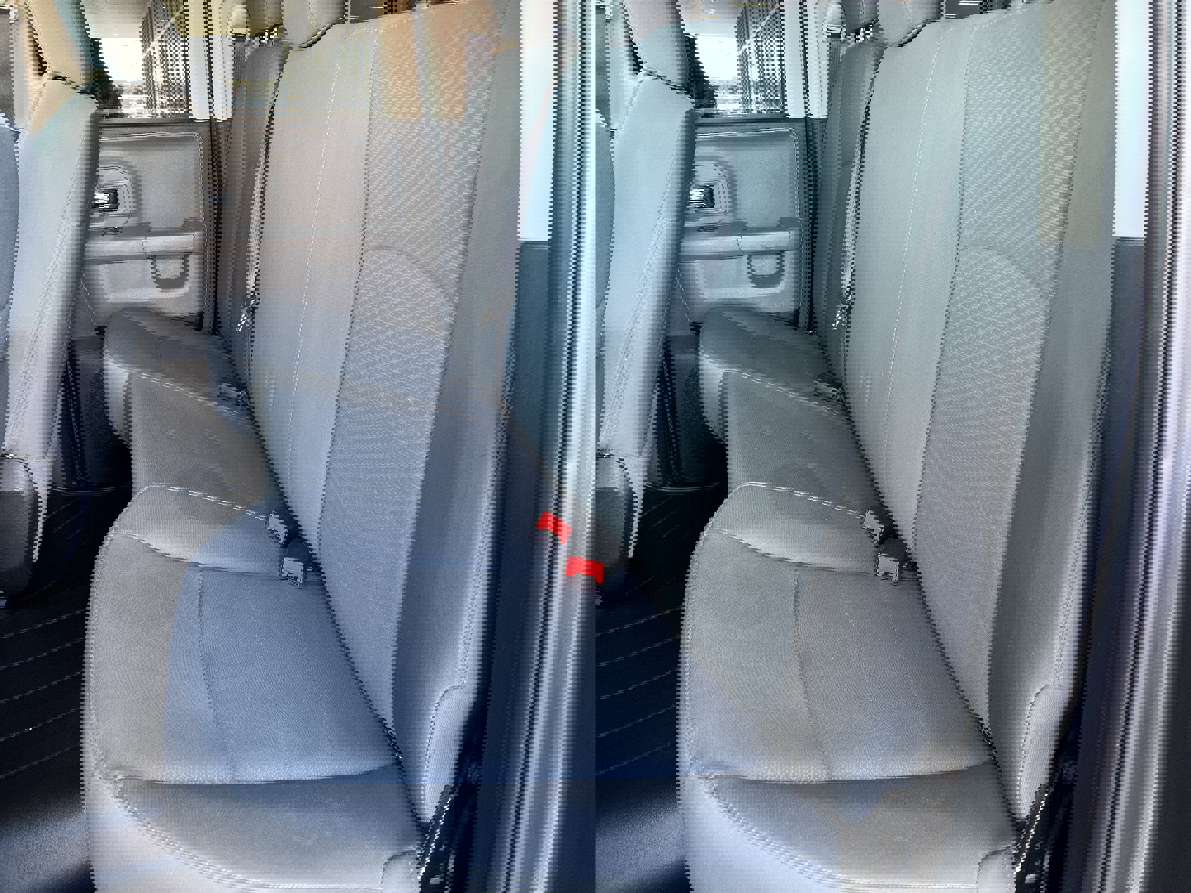 Used 2018 RAM 1500 Classic SLT image 8