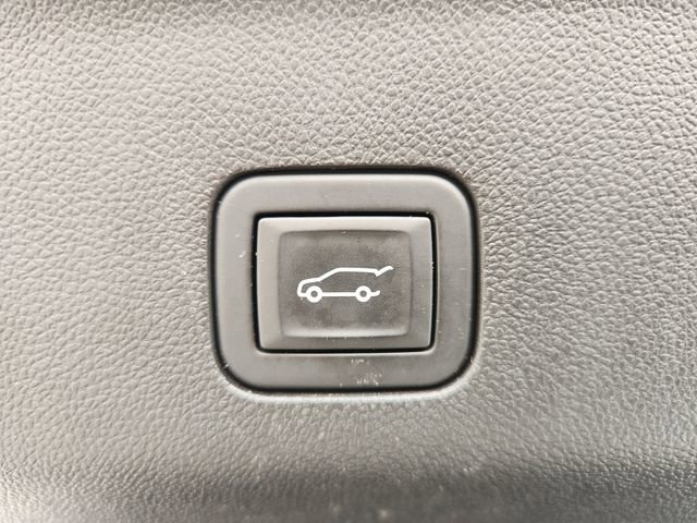 Used 2023 Chevrolet Tahoe LT w/ Luxury Package AWD/4WD image 36