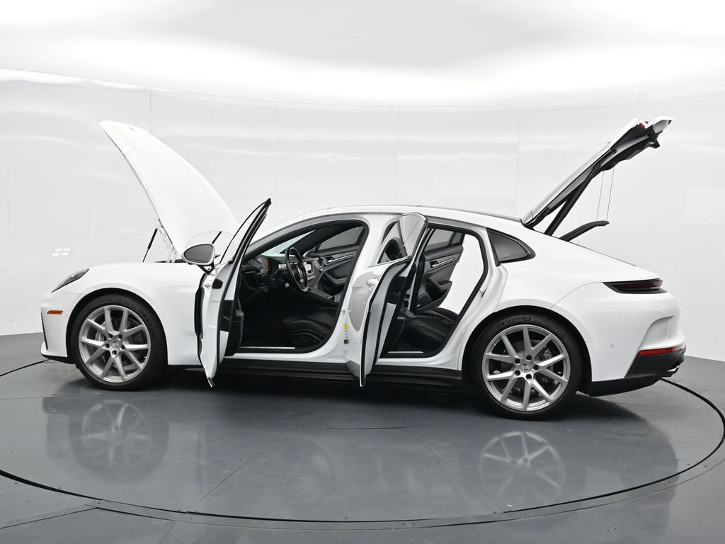 Certified 2024 Porsche Panamera 4 AWD/4WD image 24