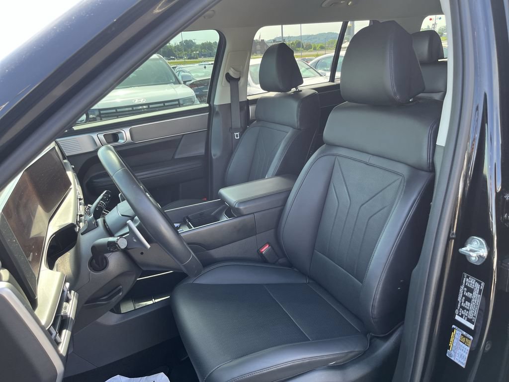 Used 2024 Hyundai Santa Fe SEL FWD image 17