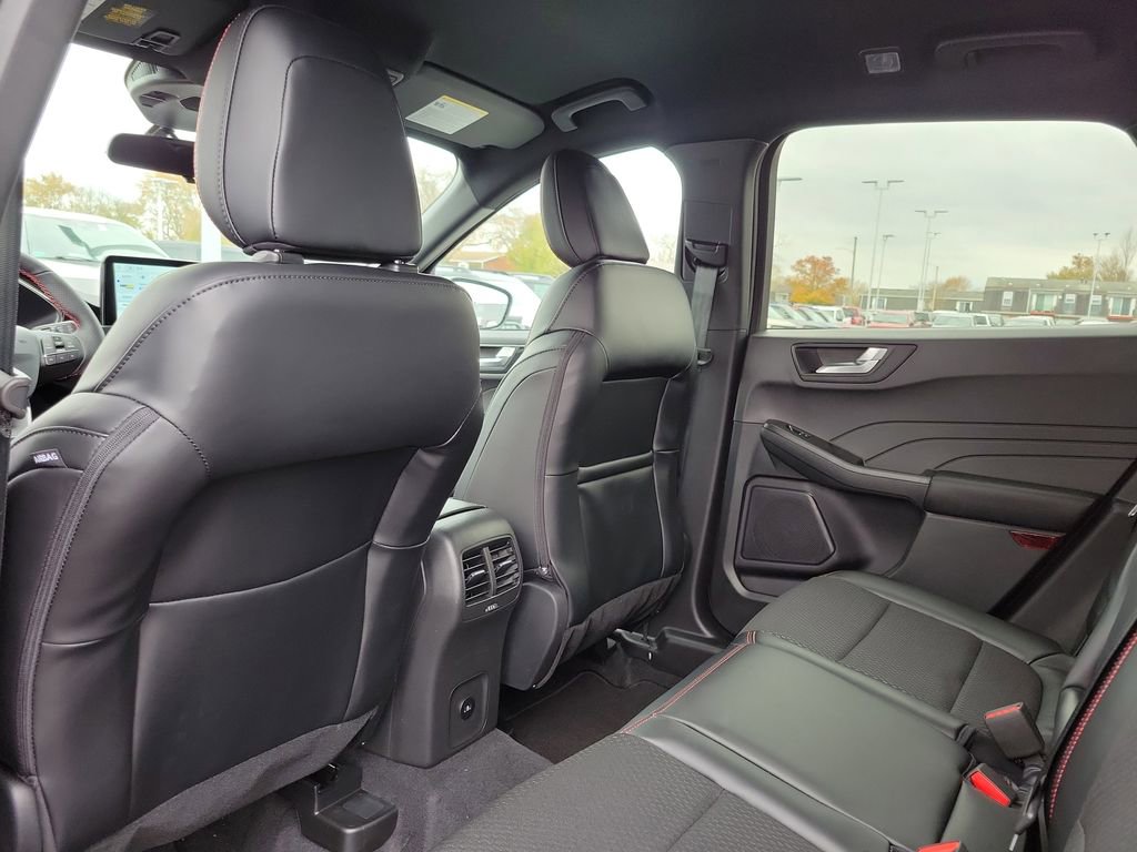 New 2026 Ford Escape ST-Line w/ Cold Weather Package image 15